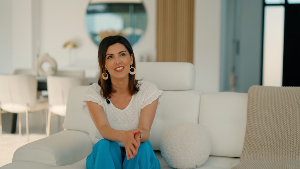 Akupanel Chêne Classique Feutrine Noire de WoodUPP