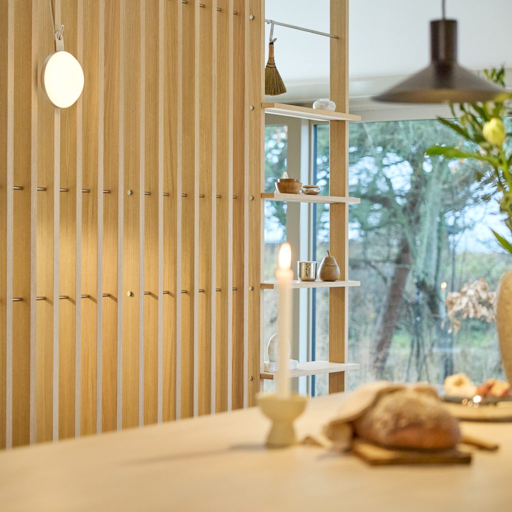 Image 2 de 6 dans la galerie EMBRACE | BM1